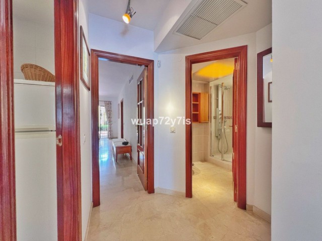 5 Bedrooms Townhouse in Costabella