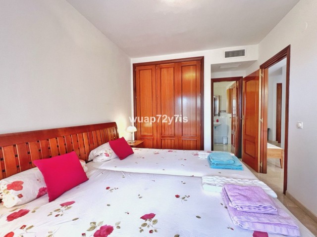 5 Bedrooms Townhouse in Costabella