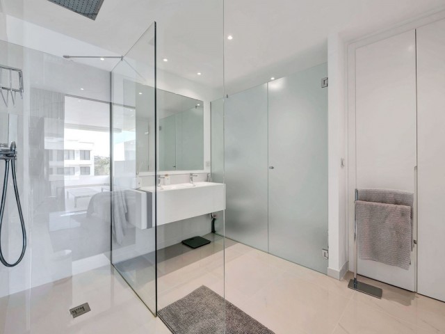 2 Slaapkamer Appartement in Estepona