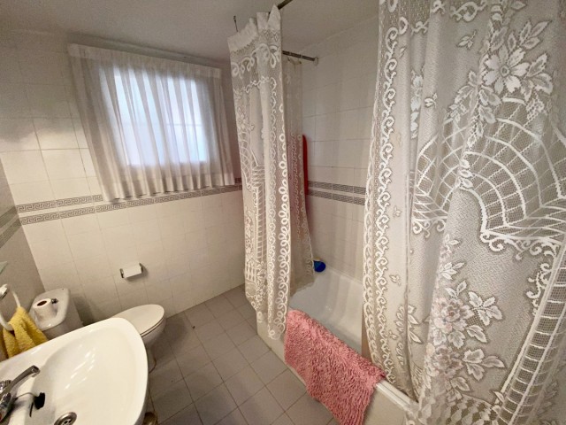 4 Bedrooms Apartment in Marbella