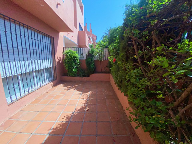 4 Bedrooms Apartment in Marbella