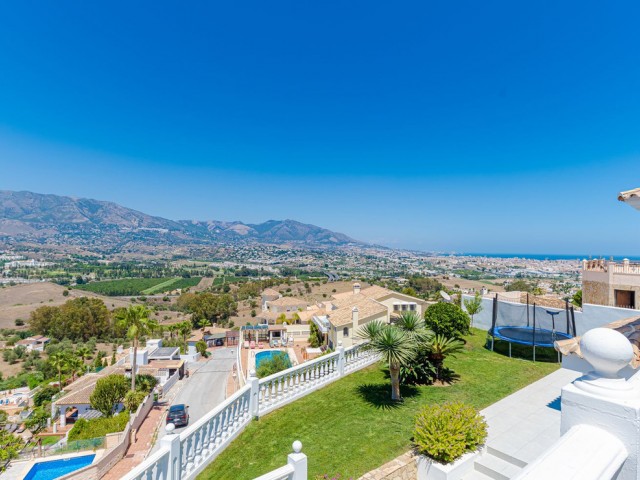 6 Bedrooms Villa in Cerros del Aguila