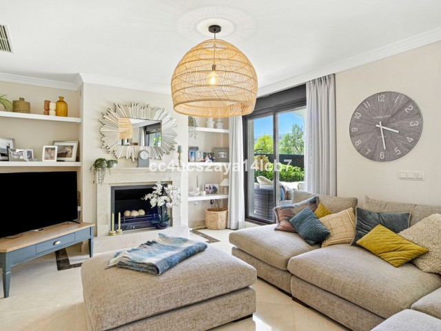 3 Bedrooms Villa in Estepona