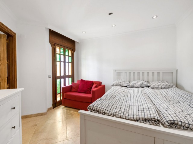 4 Bedrooms Townhouse in Nueva Andalucía
