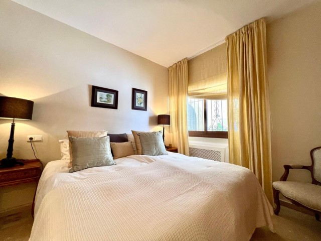 4 Soveroms Villa i Elviria