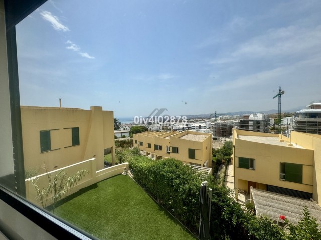 4 Bedrooms Townhouse in Benalmadena