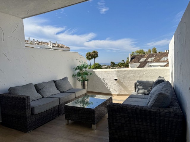 Apartment, Nueva Andalucia, R5140723