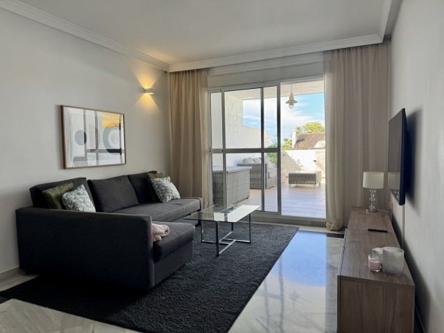 Apartment, Nueva Andalucia, R5140723