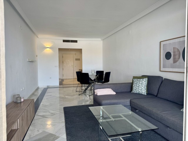 Apartment, Nueva Andalucia, R5140723