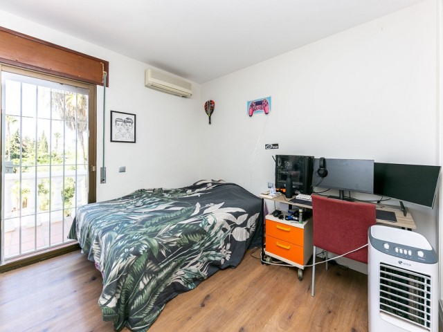Villa con 2 Dormitorios  en Sierrezuela
