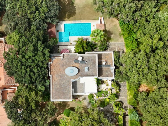 5 Bedrooms Villa in Sotogrande Alto