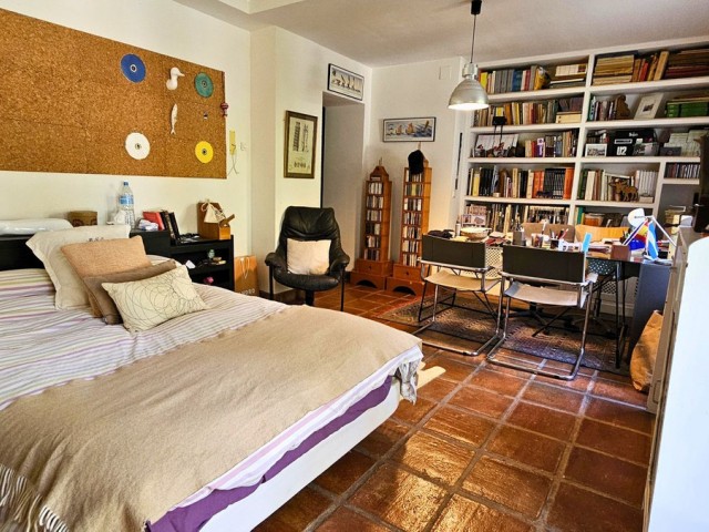 5 Bedrooms Villa in Sotogrande Alto