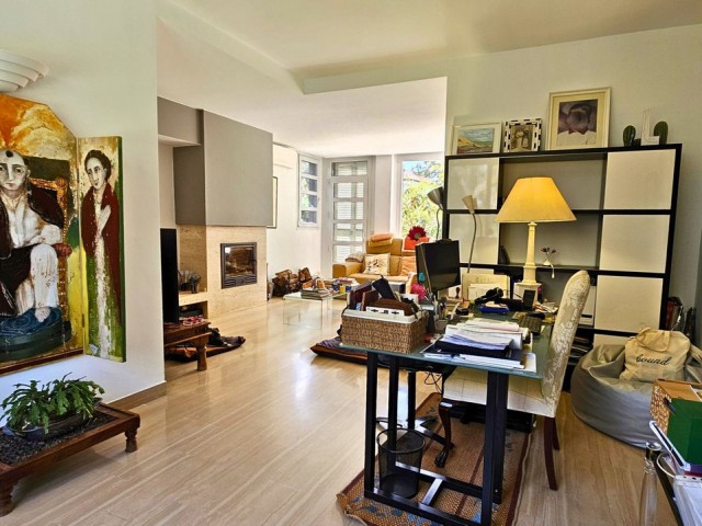 5 Bedrooms Villa in Sotogrande Alto