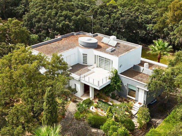 5 Bedrooms Villa in Sotogrande Alto