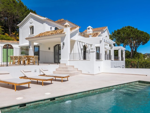 5 Bedrooms Villa in El Madroñal