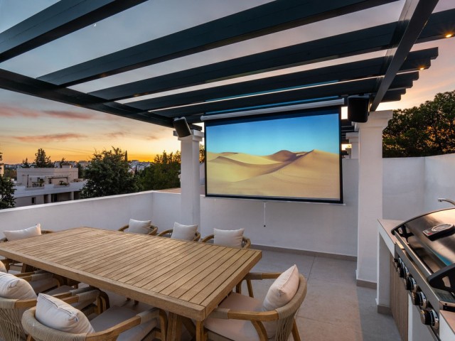 3 Bedrooms Apartment in Nueva Andalucía