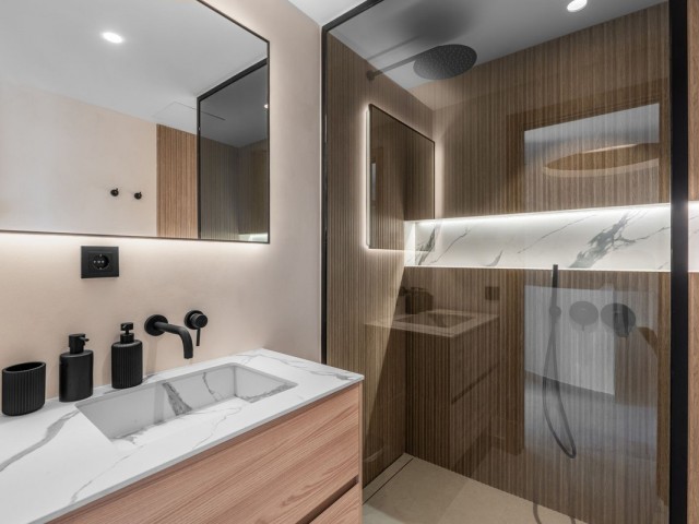 3 Bedrooms Apartment in Nueva Andalucía
