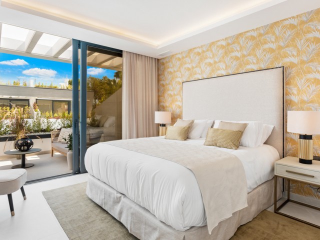 5 Makuuhuoneen Rivitalo Puerto Banús