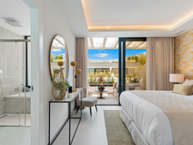 5 Makuuhuoneen Rivitalo Puerto Banús