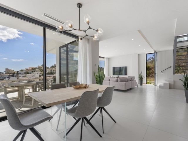 3 Schlafzimmer Villa in Cerros del Aguila