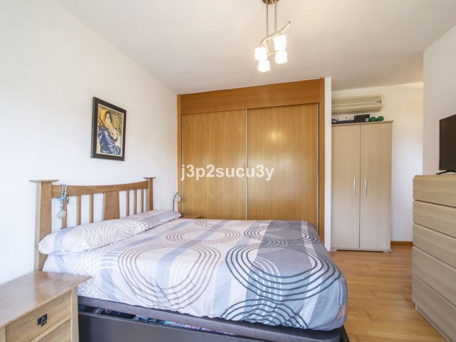 Villa con 3 Dormitorios  en Estepona