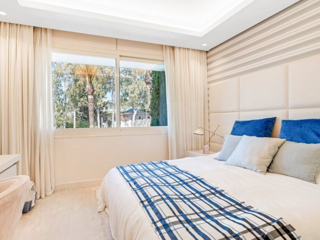 Apartamento con 4 Dormitorios  en The Golden Mile