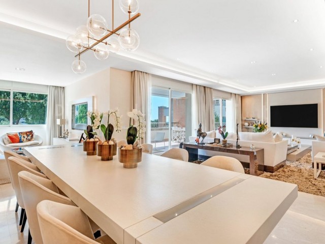 Apartamento con 4 Dormitorios  en The Golden Mile