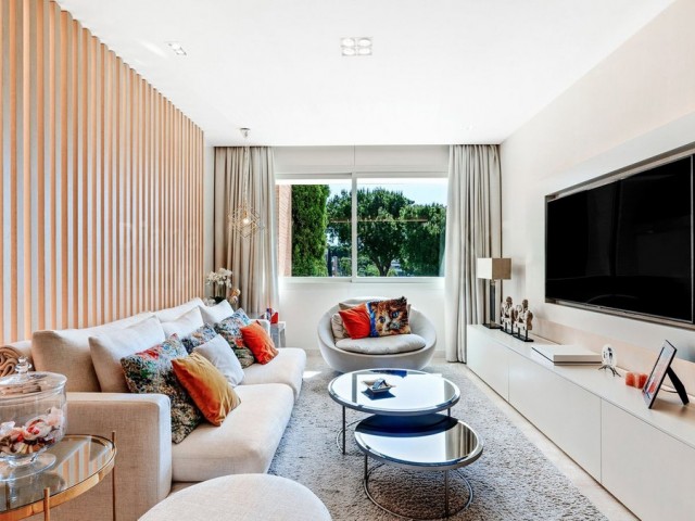 Apartamento con 4 Dormitorios  en The Golden Mile