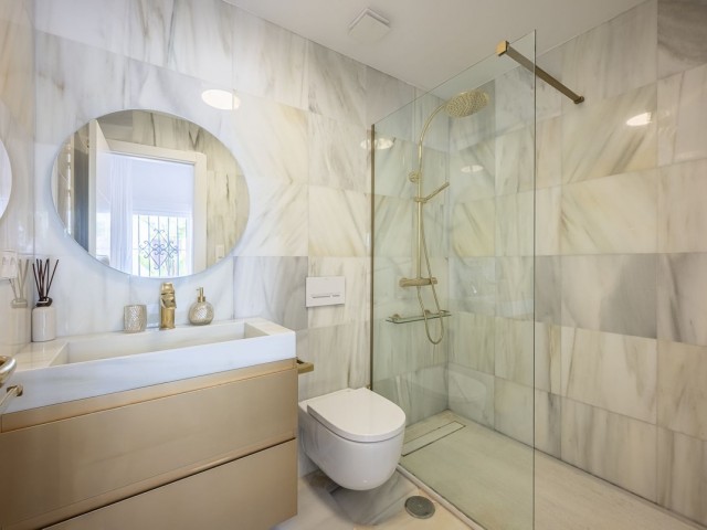 Ático con 2 Dormitorios  en Puerto Banús