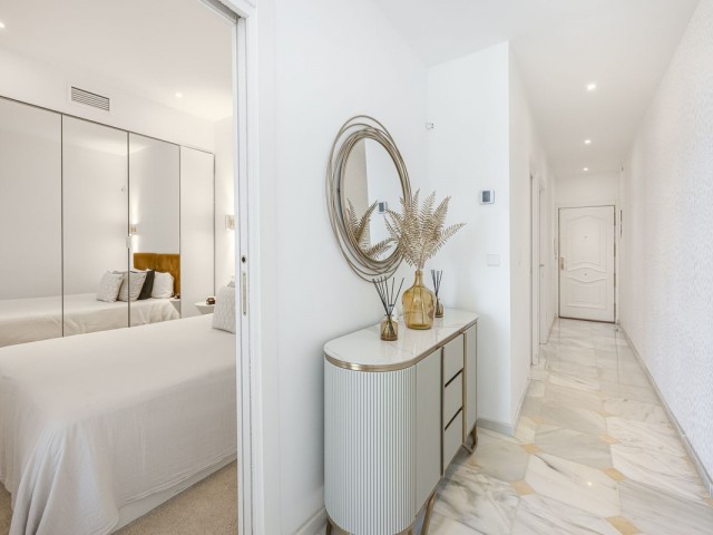 Ático con 2 Dormitorios  en Puerto Banús