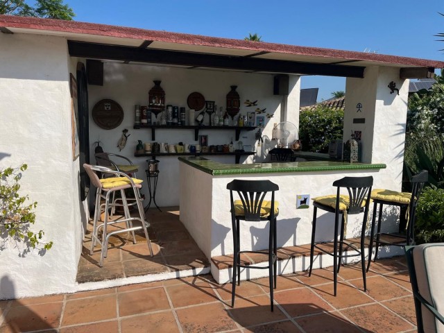 3 Bedrooms Villa in Marbella