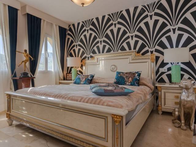 Penthouse in Guadalmina Alta