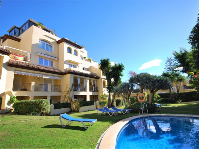 Penthouse in Guadalmina Alta