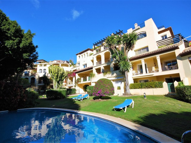 Penthouse in Guadalmina Alta