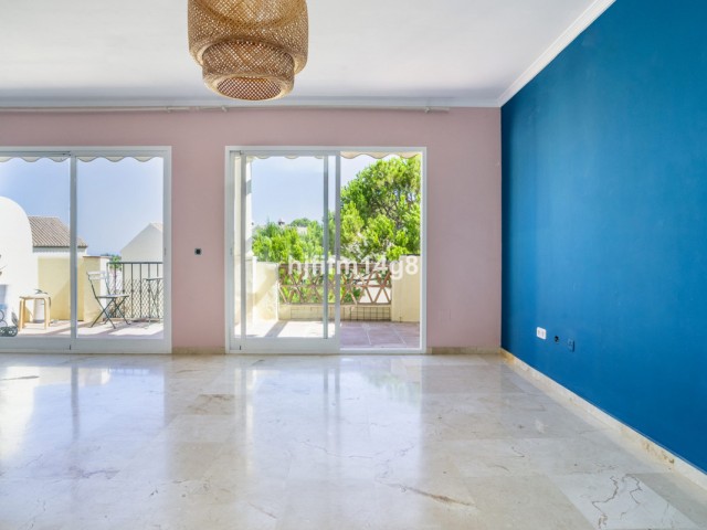 Penthouse in Nueva Andalucía