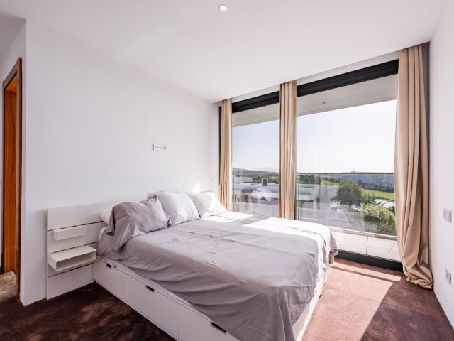 3 Soveroms Villa i Estepona