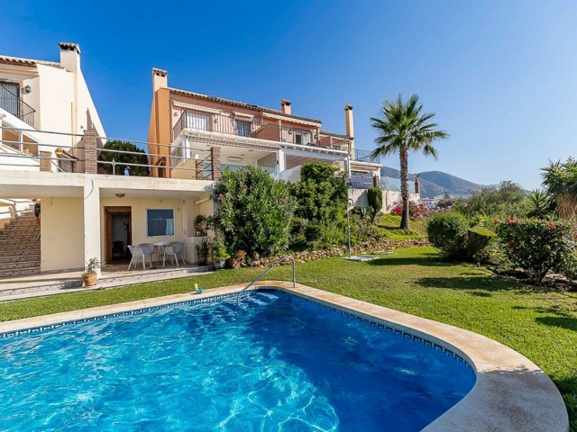3 Slaapkamer Rijtjeshuis in Torreblanca