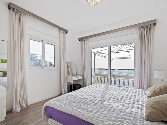 2 Bedrooms Apartment in Benahavís