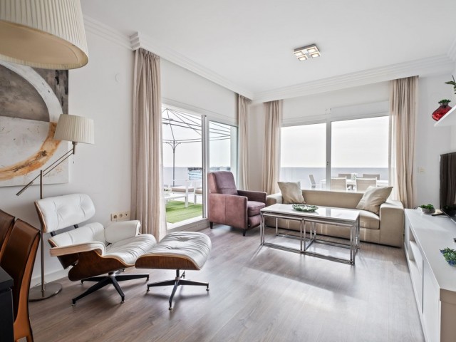 2 Bedrooms Apartment in Benahavís