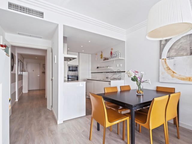 2 Bedrooms Apartment in Benahavís