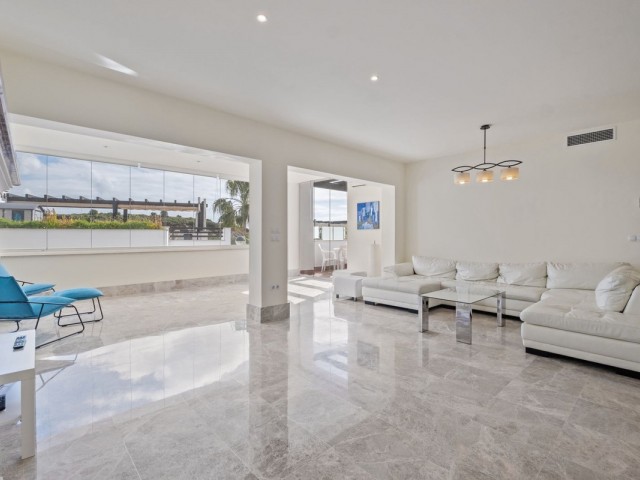 3 Bedrooms Townhouse in Marbella
