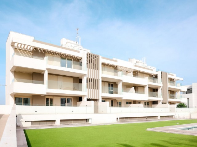 3 Bedrooms Apartment in Selwo