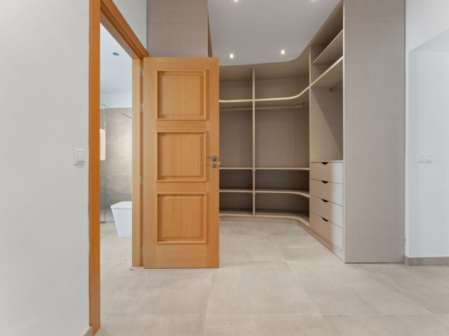 Villa avec 7 Chambres  à Mijas