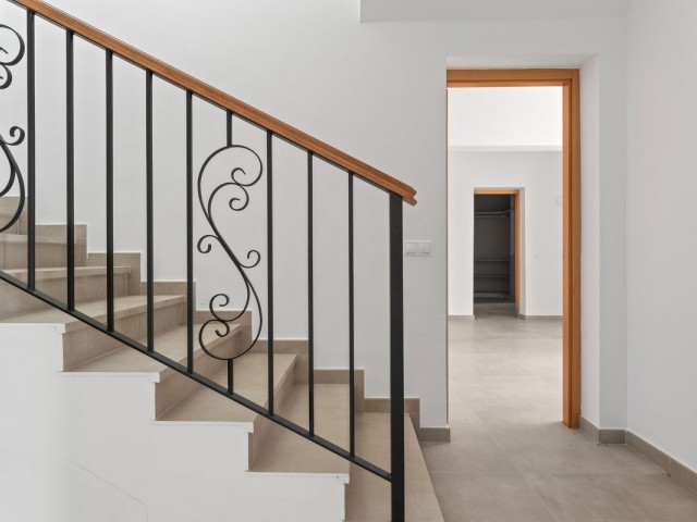 Villa avec 7 Chambres  à Mijas