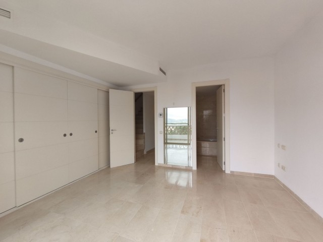 3 Slaapkamer Rijtjeshuis in La Cala Golf