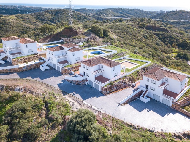 4 Soveroms Villa i Estepona