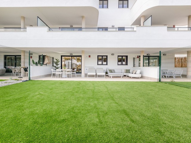 2 Soveroms Leilighet i Estepona