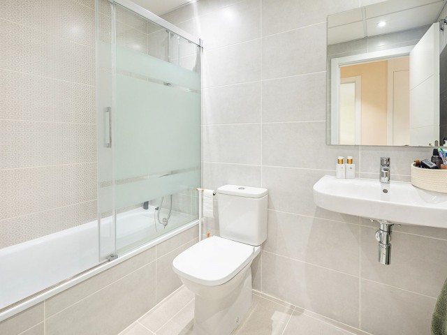 2 Soveroms Leilighet i Estepona