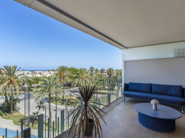 3 Bedrooms Apartment in San Pedro de Alcántara