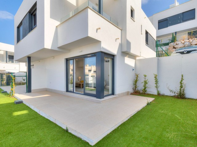 3 Slaapkamer Rijtjeshuis in La Cala de Mijas
